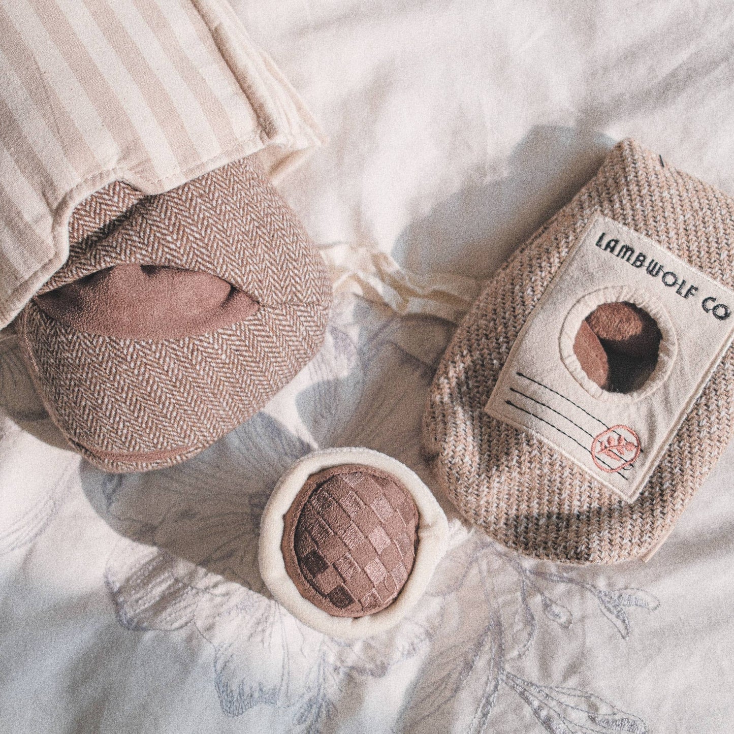 EXPRESSO POP//ENRICHMENT DOG TOY